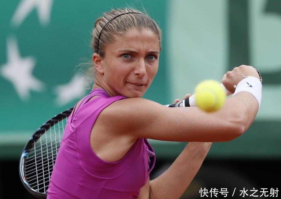 他在篮板球 他在篮板球