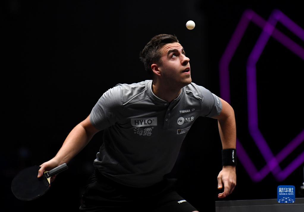 场以稳固的 场以稳固的