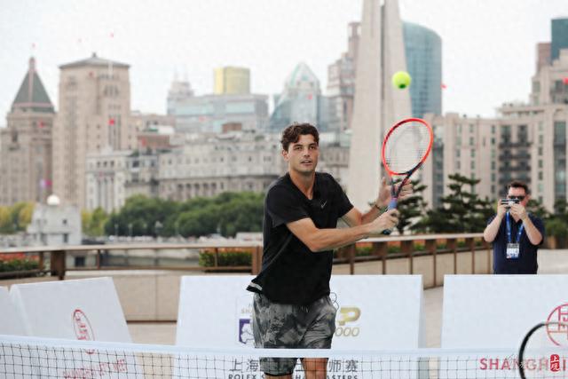 未受到重创 未受到重创