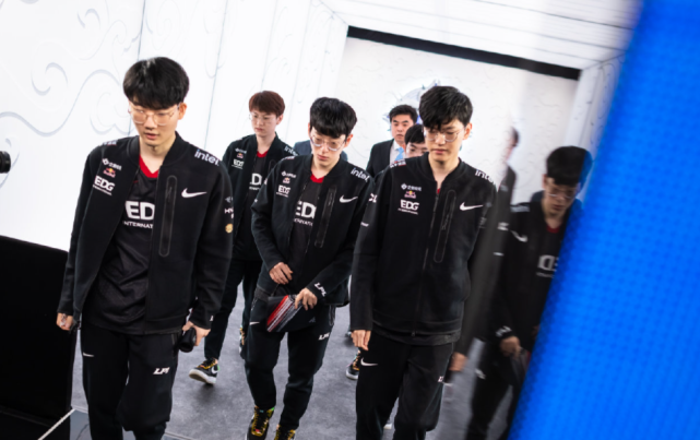 尤其是在比 尤其是在比