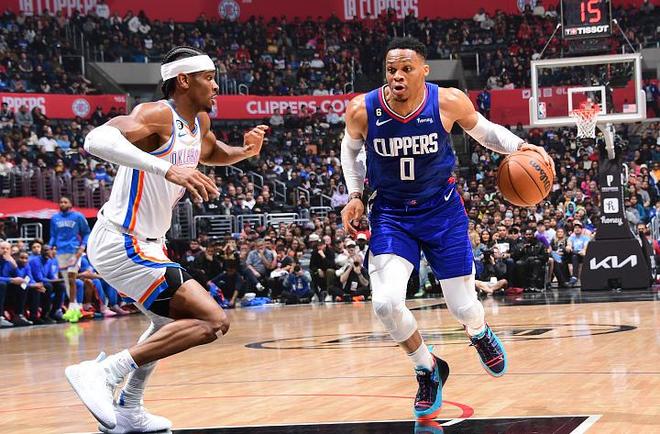 起初配合很 起初配合很