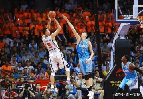 对阵神户 对阵神户